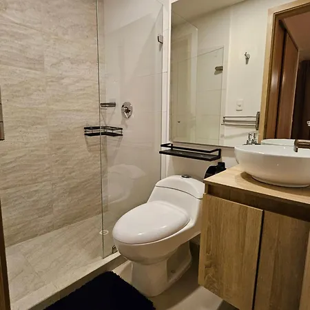 Apartamento Duplex De Lujo Nuevo Con Vista Increible Al Centro Y La Playa *