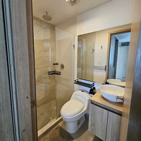 Duplex De Lujo Nuevo Con Vista Increible Al Centro Y La Playa Cartagena