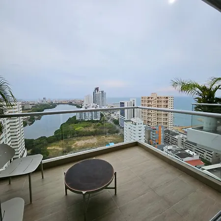 Apartment Duplex De Lujo Nuevo Con Vista Increible Al Centro Y La Playa Cartagena