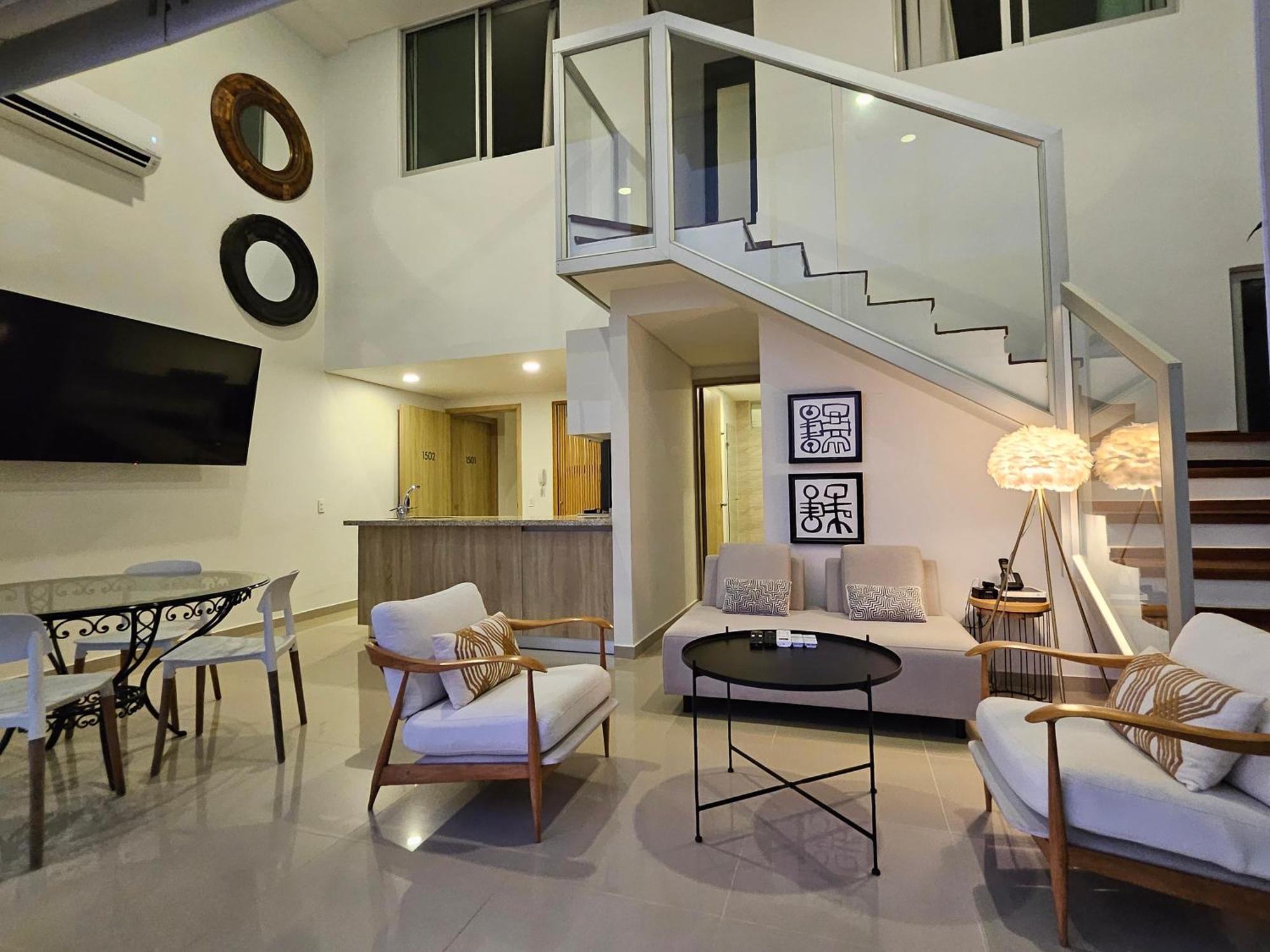 Duplex De Lujo Nuevo Con Vista Increible Al Centro Y La Playa *